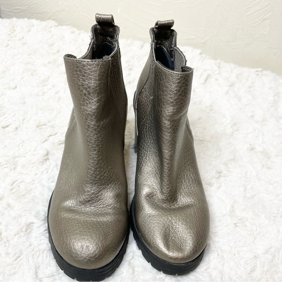 SAM & LIBBY Metallic Faux Leather Block Heel Ankle Booties Women's 6.5 - Picture 3 of 5